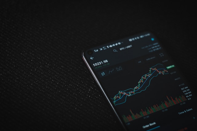 Trading forex on Iphone